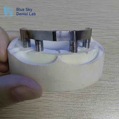 Đường sắt titan răng chính xác Đường sắt titan đánh bóng cho cấy ghép răng